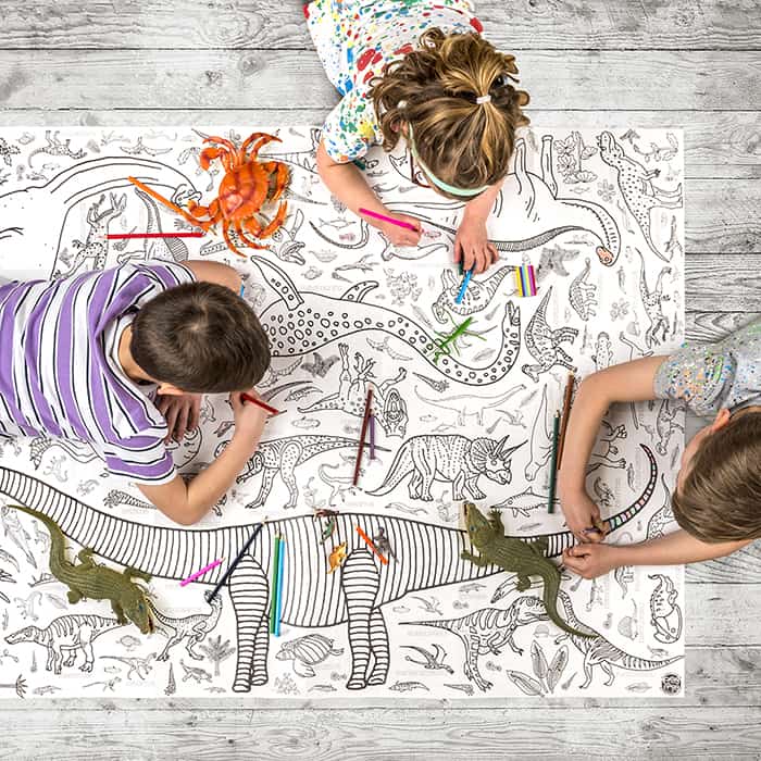 dinosaur colour in tablecloth by eggnogg