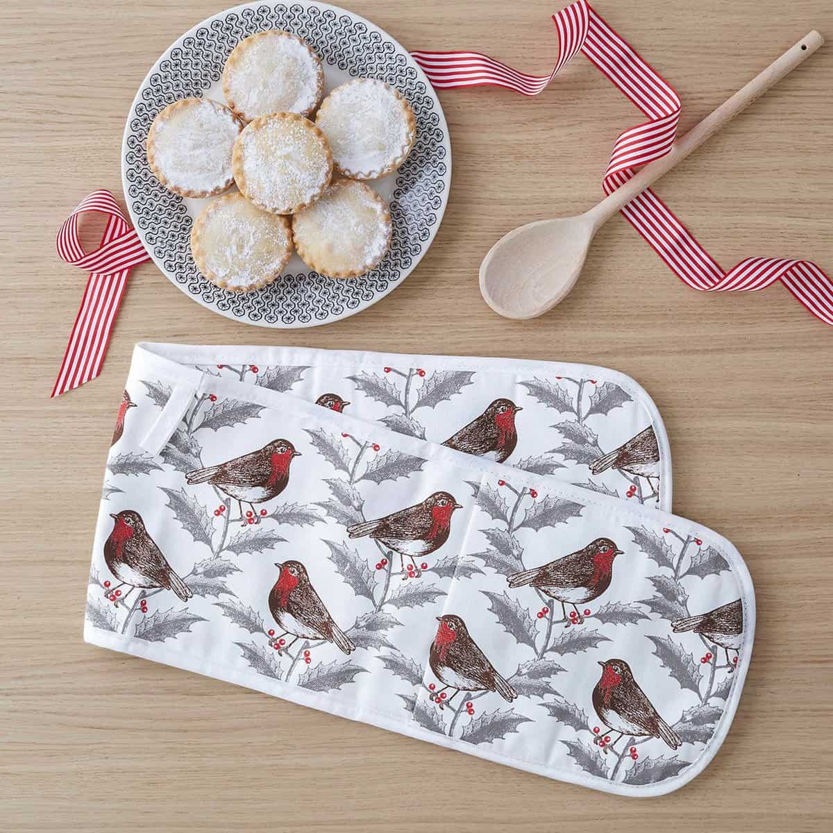 robin & holly oven gloves by thornback & peel