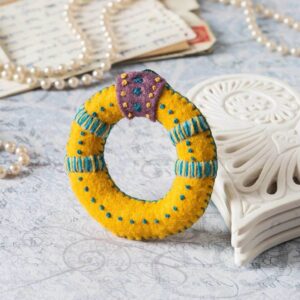 Gold Ring Felt craft kit