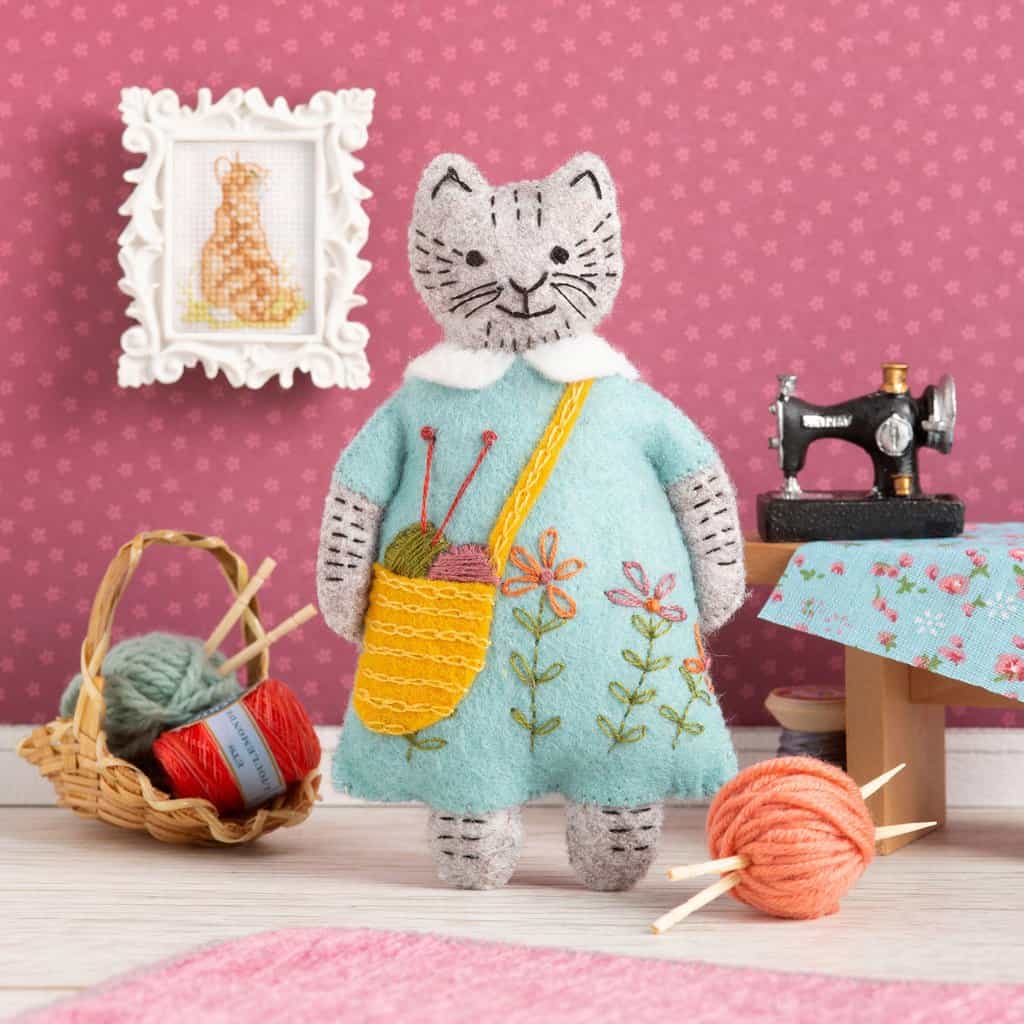 Mrs Cat Loves Knitting Felt Craft Kit By Corinne Lapierre