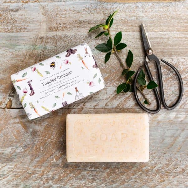 Gardeners Exfoliating 190g Soap Bar By Toasted Crumpet