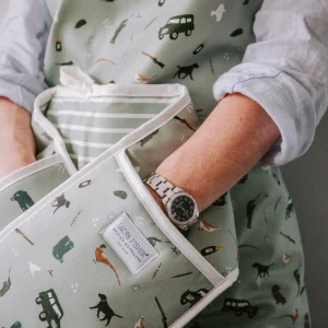 Oven Gloves - Laura Fisher