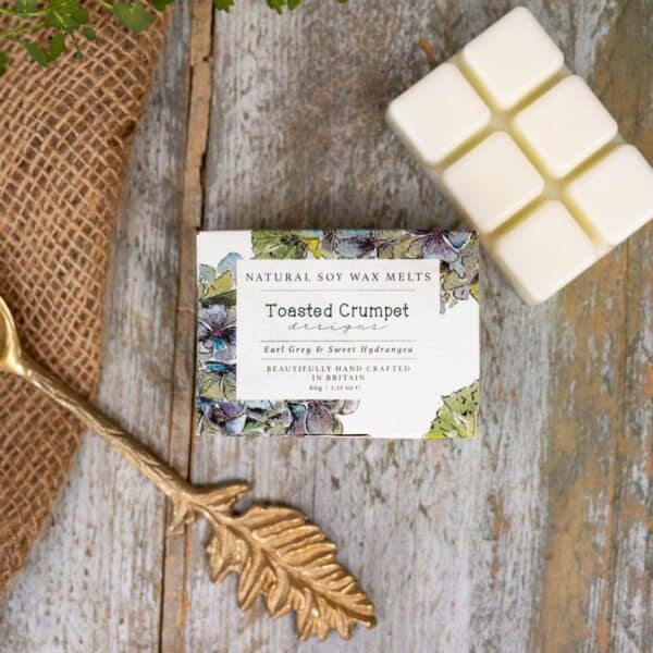 Earl Grey & Sweet Hydrangea Soy Wax Melts By Toasted Crumpet