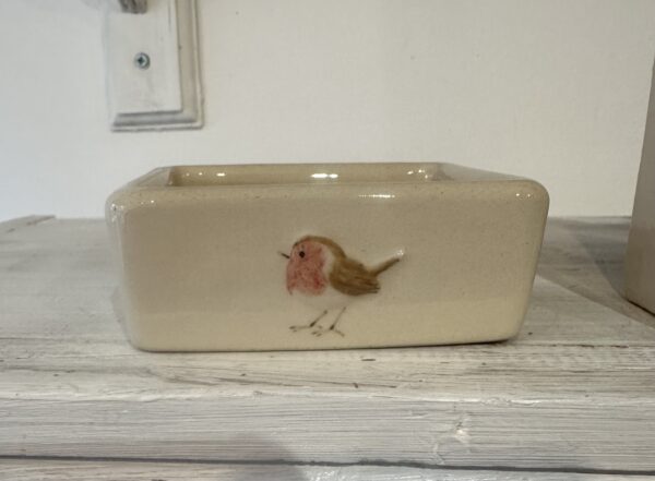 Cream robin soap dish by hogben pottery