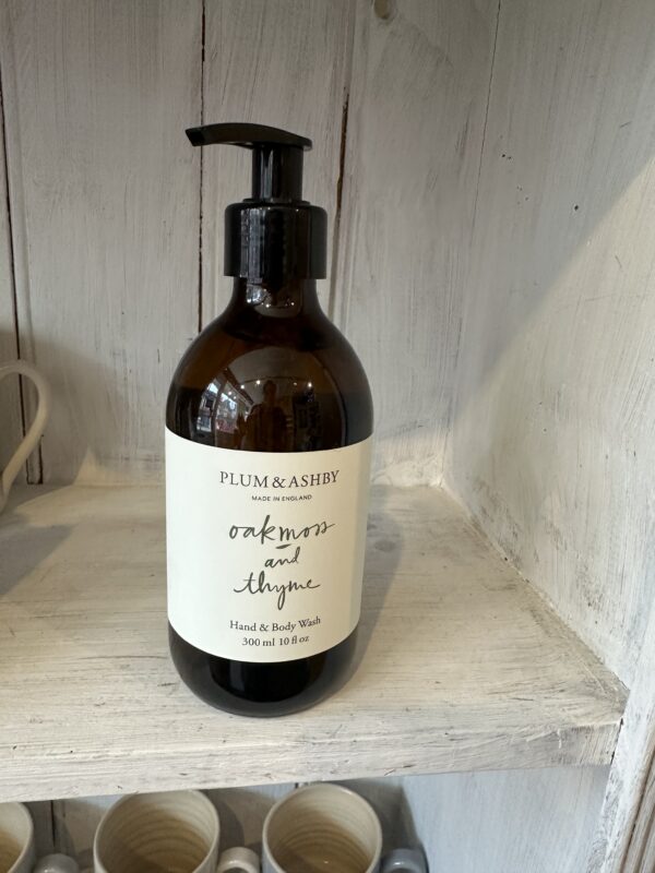 Oakmoss & Thyme Hand & Body Wash By Plum & Ashby