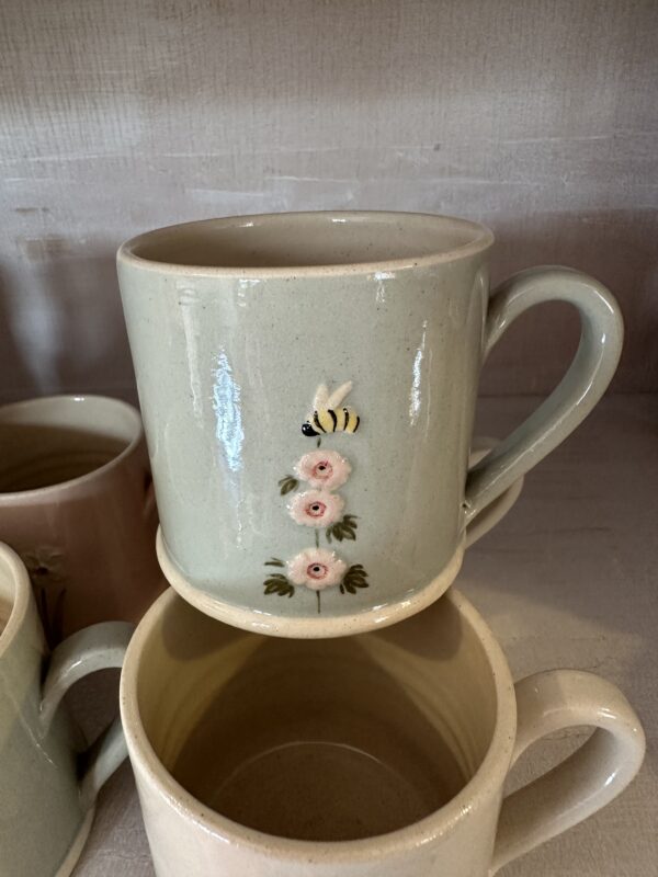 Mug - hogben pottery